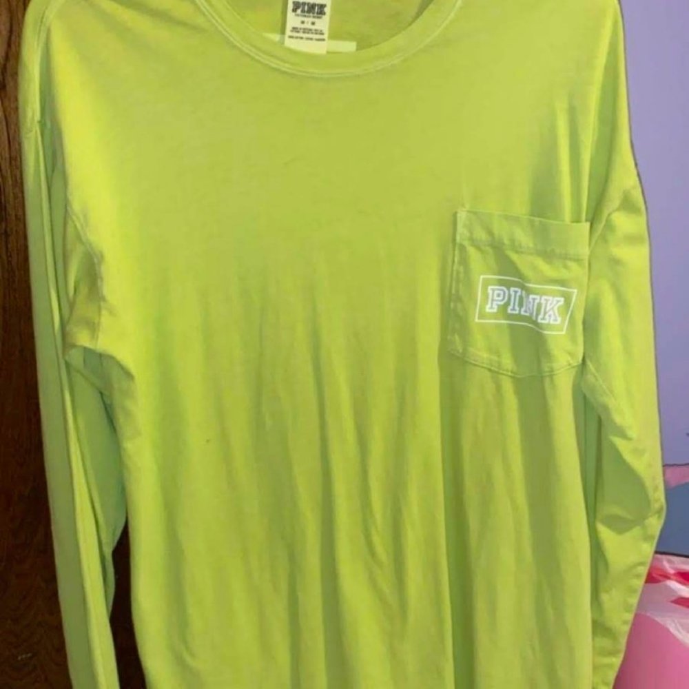 PINK Long Sleeve Tee